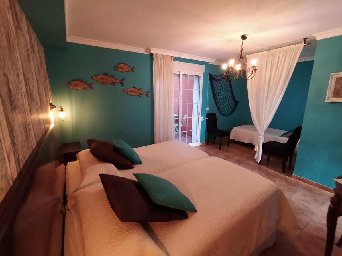Hotel Iris La Eliana Bagian luar foto